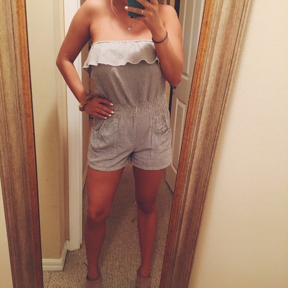 Romper - Picture 4 of 4